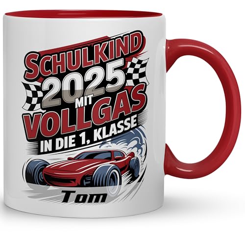 Personalisierte Tasse zur Einschulung 2025 – „Mit Vollgas in die 1. Klasse“ – Geschenk für Jungen und Mädchen mit Name – Rennauto Motiv – Schulstart Geschenk – 330ml Keramiktasse, Farbe: rot von Kaffeebecher24