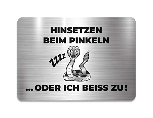 KaiserstuhlCard Magnete WC Schild Hinsetzen Beim Pinkeln oder ich beiss zu 14,8 cm x 10,5 cm Toilette Selbstklebend Aufkleber Türschild Tür Haus Büro Praxis Geschäft Sitz WC-Sitz Zubehör von KaiserstuhlCard Magnete