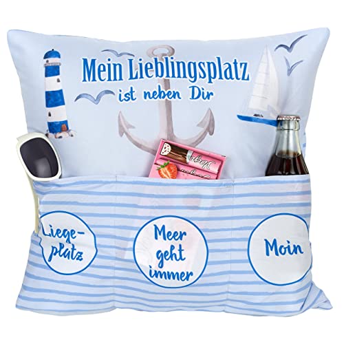 KAMACA Originelles Dekokissen Kissen mit 3 Taschen zum selber Befüllen Größe 43x43 cm tolles Geschenk (Lieblingsplatz maritim) von KAMACA