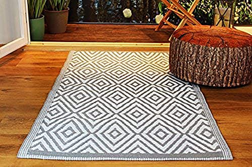 KAMACA Outdoor Teppich Raute für Terrasse Balkon Camping Garten pflegeleicht robust witterungsbeständig - auch fürs Badezimmer und alle Nassräume geeignet (Teppich 120 x 180 cm grau) von KAMACA