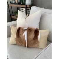 Springbock Kissenbezug, Dekokissen - Kissenbezug Größe 21x10 Zoll von Kanukhides