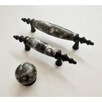 Möbelgriff, Möbelknauf, Möbelknopf, 96mm, 64mm Bohrlochabstand von Karanbeschlaege