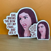 Heather Dubrow "Cake Bow' Magnet - Real Housewives Of Orange County Heather Dubrow "Cake Bow' Magnet - Real Housewives Of Orange County von KaraokeBreath