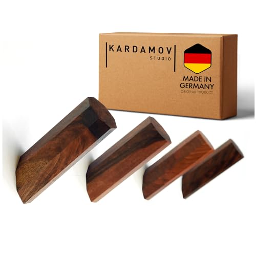 Kardamov Studio 4er Set Haken aus Berlin, natürliche Holz Wandhaken, Moderne Dekorative Handgefertigte Kleiderhaken aus Nussbaum, Minimalistische Mehrzweck Huthaken, Garderobe Jackenhalter von Kardamov Studio