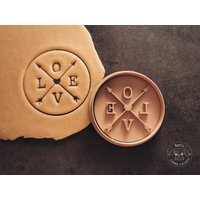 Love Mit Pfeil Ausstechform I Cookie Cutter Ausstecher Love Mit Pfeil Ausstechform I Cookie Cutter Ausstecher von KarlsCookieCutters