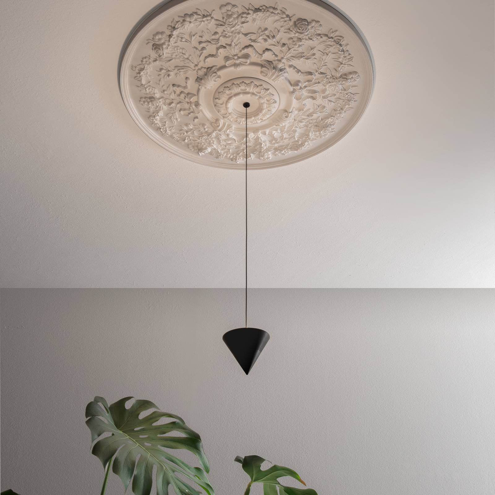 Karman Moonbloom LED-Hängeleuchte 1fl Ø75cm 2.700K von Karman