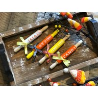 Candy Corn Bauernhaus Rollstifte | Tier Tablett Dekor Abgestuftes Mini von KartKreations6