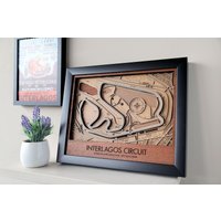 Interlagos 3D Holz Landkarte Formel 1 F1 Wandkunst Anpassbar von KartaTrek