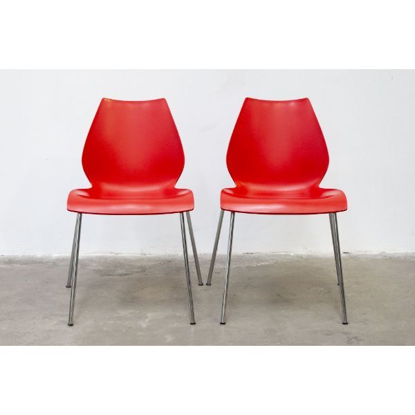 2er-Set stapelbare Maui Stühle rot von Vico Magistretti, Kartell von Kartell