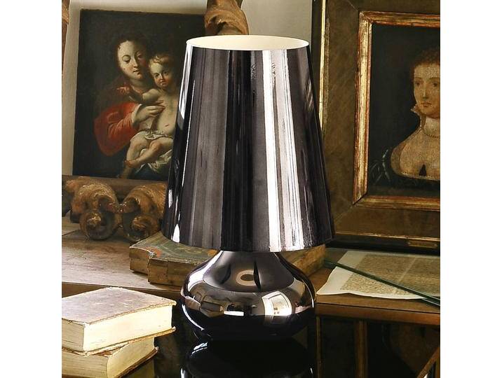 Kartell Nachttischlampe Cindy, chrom / silber, für Wohn- / Esszimmer, Kunststoff, Design, Tischlampe Kartell Nachttischlampe Cindy, chrom / silber, für Wohn- / Esszimmer, Kunststoff, Design, Tischlampe von Kartell