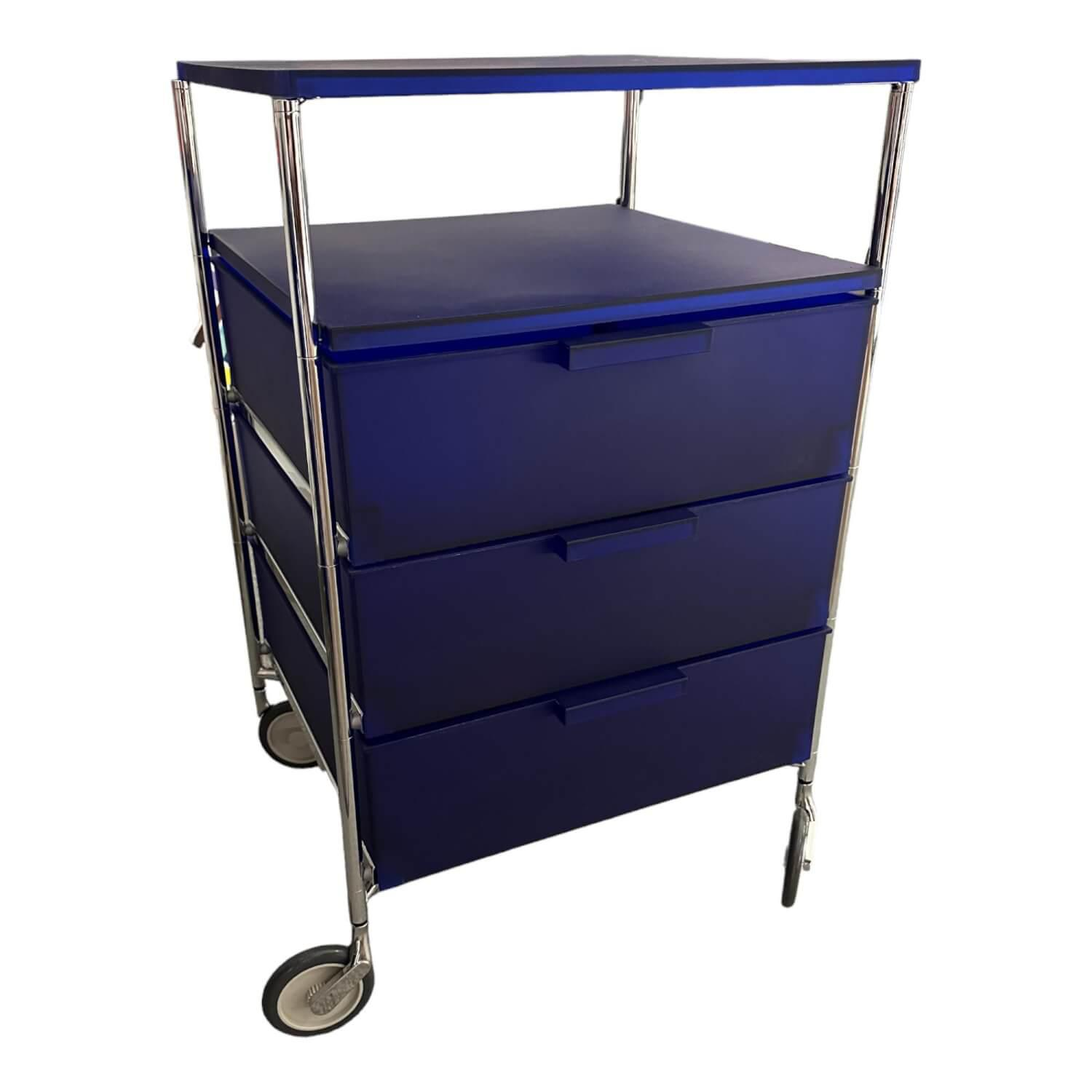 Rollcontainer Mobil L2 Blau Gestell Stahlrohr Verchromt von Kartell