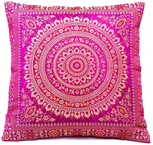 Kashmir Handicrafts Dekokissen, Sofakissen, Kissenbezug, Magenta Kissenhülle aus Indische Banarasi Seide - 40cm x 40cm. von Kashmir Handicrafts