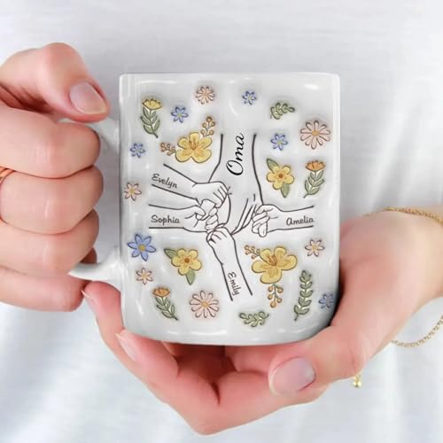 Oma Tasse Personalisiert mit Enkel,Personalisierte Oma,Mama und Enkelkinder Blumen Hand In Hand Tasse - Personalisierte Geschenke für Mama&Oma,Kaffeetasse-Mama,Muttertag geschenk (#01-445 ml) von Kashyke