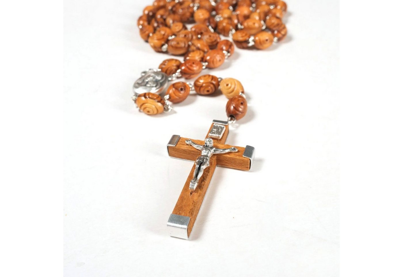 Kassis Dekoobjekt Rosenkranz mit dekorierten Perlen aus Olivenholz, handgemacht, Holzdeko, umweltfreundlich, Naturprodukt, aus Bethlehem, Gebetskette von Kassis
