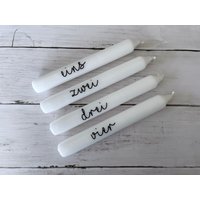 stabkerzen Für Adventskranz, Tafelkerzen Mit Zahlen Eins, Zwei, Drei, Vier von KatesKleinigkeiten