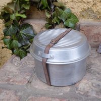 Aluminium Töpfe Feldgeschirr Topfset Mit Deckel Und Gurt Aluminium Töpfe Feldgeschirr Topfset Mit Deckel Und Gurt von KathisHotchpotch