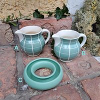 Krug Vase Blumenring Ringvase Helltürkis Vintage von KathisHotchpotch