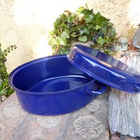Vintage Schwerer Bräter Bratenpfanne Mit Deckel Metall Blau Emailliert von KathisHotchpotch