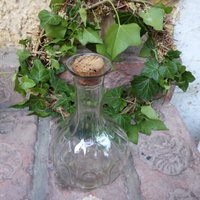 Vintage Weindekanter Glasflasche Mit Kork Karaffe Vase Vintage Weindekanter Glasflasche Mit Kork Karaffe Vase von KathisHotchpotch