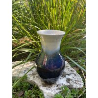 Schlanke Vase Iii Schlanke Vase Iii von KathyArt