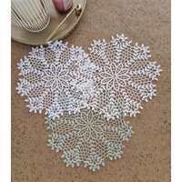 Gehäkelte Tischdeckchen Serviette Zierdeckchen Häkeldeckchen Baumwolldeckchen Deckchen Spitzendeckchen Wohndekoration 30 cm Gehäkelte Tischdeckchen Serviette Zierdeckchen Häkeldeckchen Baumwolldeckchen Deckchen Spitzendeckchen Wohndekoration 30 cm von KatjaCrochet