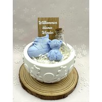 Geschenkset "Willkommen Kleines Wunder" Aus Raysin - Zur Geburt in 3 Verschiedenen Farben Art.-Nr. 242 Geschenkset "Willkommen Kleines Wunder" Aus Raysin - Zur Geburt in 3 Verschiedenen Farben Art.-Nr. 242 von KatjasDekoideenShop