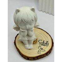 Niedlicher Schutzengel Mit Baumscheibe Aus Raysin Art. Nr. 042 von KatjasDekoideenShop