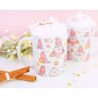 Spice's Gemütliche Weihnachtstasse ~ Gingie & Gewürz-Tasse - Weihnachten Heiße Schokoladentasse Kaffeetasse Teetasse Kuschelige Tasse Lebkuchentasse von KatnippStudios