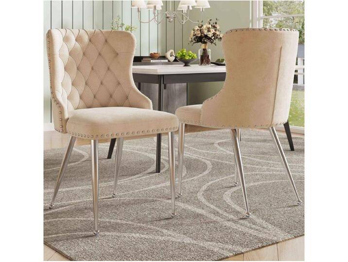2er-Set Esszimmerstühle aus beigefarbenem Samt mit gesteppter Rückenlehne und silbernen Beinen – modernes Design von Kauf-Unique Marketplace