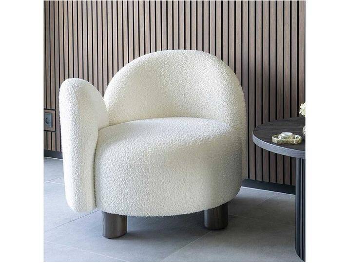 Designer Sessel Polstersessel aus Boucle Stoff in Weiß Designer Sessel Polstersessel aus Boucle Stoff in Weiß von Kauf-Unique Marketplace