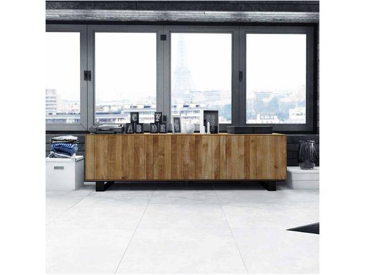 Massivholz Lowboard aus Wildeiche geölt Stahl Massivholz Lowboard aus Wildeiche geölt Stahl von Kauf-Unique Marketplace