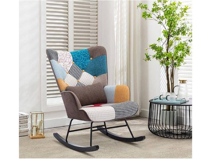 Patchwork-Schaukelstuhl / Stillwiege mit Kissen im skandinavischen Stil, Leinenstoffe, komplett aus Gummibaumholz gefertigt Patchwork-Schaukelstuhl / Stillwiege mit Kissen im skandinavischen Stil, Leinenstoffe, komplett aus Gummibaumholz gefertigt von Kauf-Unique Marketplace