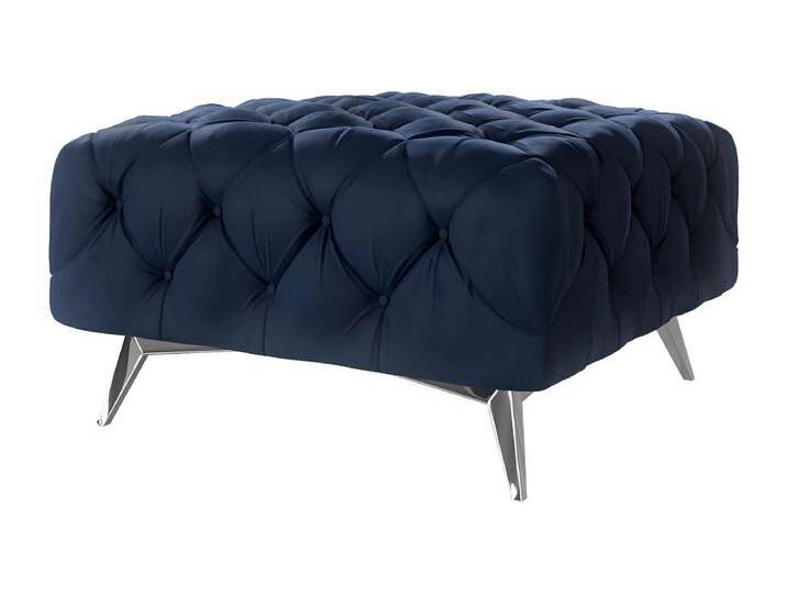 Polsterhocker Celeste mit klassischer Chesterfield-Knopfheftung und Silber Metall Füßen Polsterhocker Celeste mit klassischer Chesterfield-Knopfheftung und Silber Metall Füßen von Kauf-Unique Marketplace