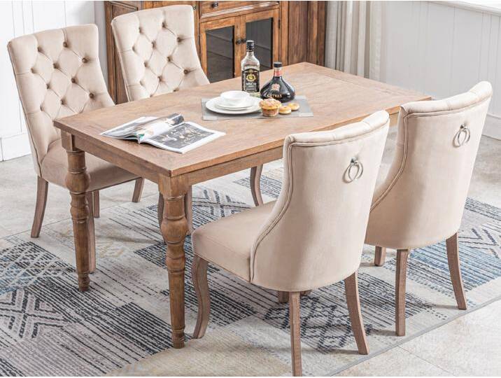 Set aus 4 Esszimmerstühlen – Samt und Massivholz – Rückenlehne mit Rautenmuster – Beige von Kauf-Unique Marketplace