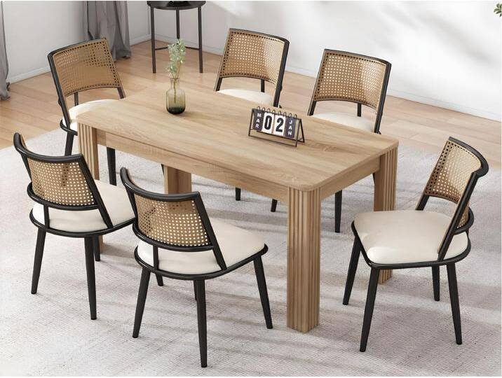 Set aus 6 Esszimmerstühlen mit Kunstlederkissen und PE-Rattan-Rücken – Schwarz von Kauf-Unique Marketplace