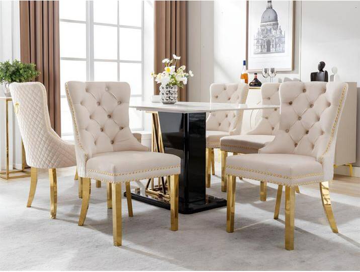 Set aus 6 Samtstühlen mit Metallbeinen – Beige Set aus 6 Samtstühlen mit Metallbeinen – Beige von Kauf-Unique Marketplace