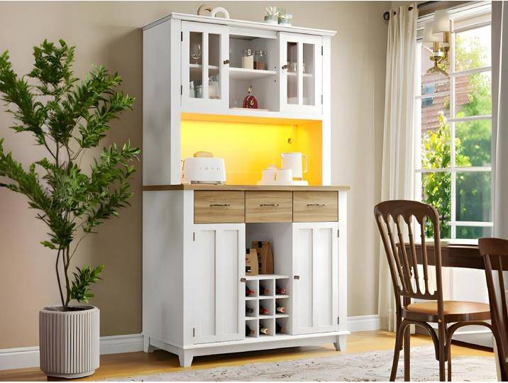 Vitrine, Küchen-Sideboard mit LED – H 180 cm – großer Stauraum – Weiß und Natur Vitrine, Küchen-Sideboard mit LED – H 180 cm – großer Stauraum – Weiß und Natur von Kauf-Unique Marketplace