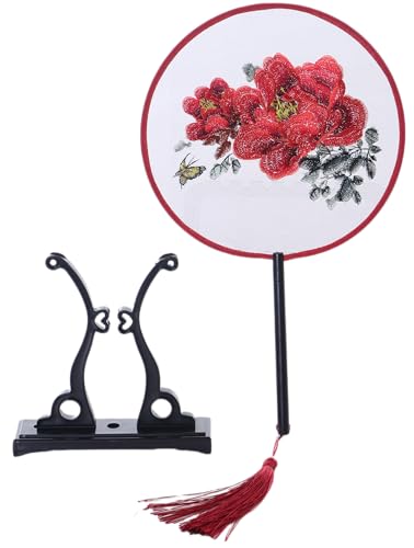 Kawaii-Story F-027 Traditional rund bestickter chinesischer Stoff Handfächer Holzgriff Quaste, Dekoration Fächer Ständer, Hanfu-Accessoire Blumen rot von Kawaii-Story