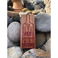My Book Club Only Reads Weinetiketten - Schild von KayeandKaeCreations