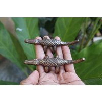 11 cm Paar - 2 Stück Vintage Krokodil Massiv Messing Schubladenknauf Türknauf Tiermotiv von KayeeEthnic