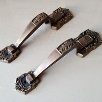 Paar/2 Stk. - Vintage Massiv Messing Türknopf Pull Antik Ethno Traditionelle Hand Plat Stil von KayeeEthnic