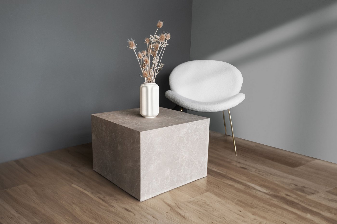 Kayoom Beistelltisch Cuboid 125, modernes Design, robuste Konstruktion (1-St), vielseitig einsetzbar, edle Oberfläche, robuste Konstruktion von Kayoom