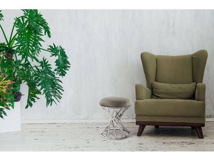Sitzhocker KAYOOM Hocker Wesley 325,Sitzpouf in elegantem Design, Gestell aus Metall , grau (grau, silber), B:40cm H:49cm T:40cm, Bezug: 80% Baumwolle 20% Polyester (Samt) Gestell: Stahl, Hocker, glamourös, hochwertig, mit weichem Sitzkissen und Stoffbezug von Kayoom