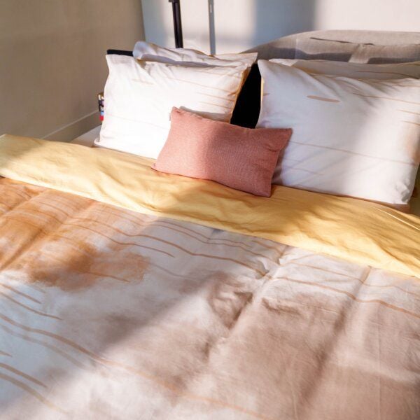 Kayori Kaneda - Bettwäsche - Baumwolle von Kayori