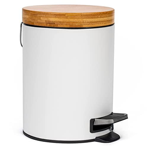 Kazai.® 5l Design Kosmetikeimer | Bad-Mülleimer mit Bambus-Holzdeckel und Absenkautomatik | Mit Anti-Fingerabdruck und Komfort-Pedale | Weiß von Kazai.