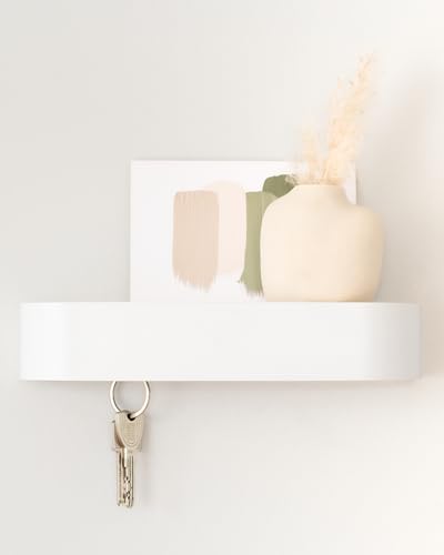 Kazai. Schlüsselbrett 'Fyndig' | Minimalistisches Schlüsselhaken-Design aus Berlin | Moderner Schlüsselhalter mit Ablage aus Holz | Schlüsselregal als Flur Möbel für die Wand | Weiß Kazai. Schlüsselbrett 'Fyndig' | Minimalistisches Schlüsselhaken-Design aus Berlin | Moderner Schlüsselhalter mit Ablage aus Holz | Schlüsselregal als Flur Möbel für die Wand | Weiß von Kazai.