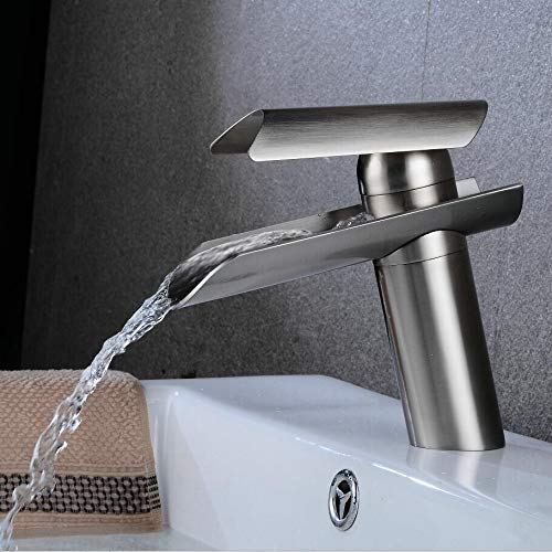 kazeRyu Waschtisch-Mischbatterie Aus Gebürstetem Nickel – Wasserfall-Design, Heißes Und Kaltes Wasser For Das Badezimmer(Nickel Short) von KazeRyu