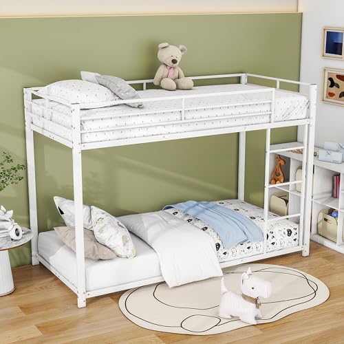 KecDuey Etagenbett 90 x 200cm mit rechtwinkliger Leiter, Kinderbett und Jugendbett mit Fallschutz,Metallrahmen,Eisenetagenbetten in klassischer Form Weiß von KecDuey