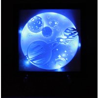 Light Up 3D Planets & Stars Shadow Box, Up Astronaut 8x8 Schattenbox, Nachtlicht, Kinderzimmer von KeepNYouInStitches