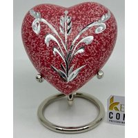Keepsake Company's Herzförmige Mini-Urnen-Blumengravur Für Menschliche Asche - Perfekt Erwachsene Und Kleinkinder von KeepsakeCompanyStore